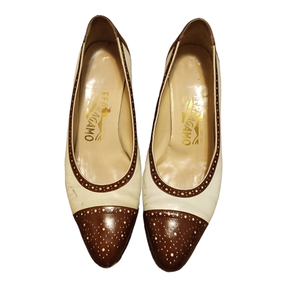 Salvatore Ferragamo Shoes - Vintage Salvatore Ferragamo Spectator Pumps
